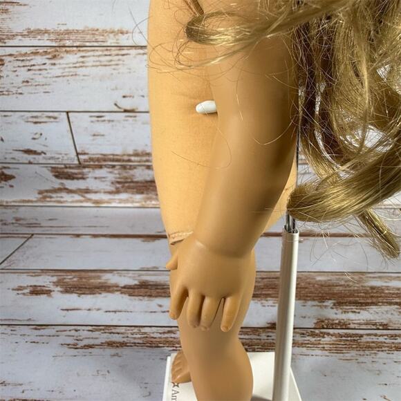 American Girl Doll 18" Blonde Hair Brown Eyes Pleasant Company 2017 - Picture 11 of 12